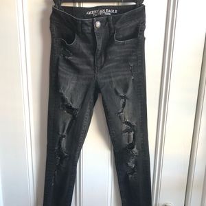 American Eagle black distressed skinny jean